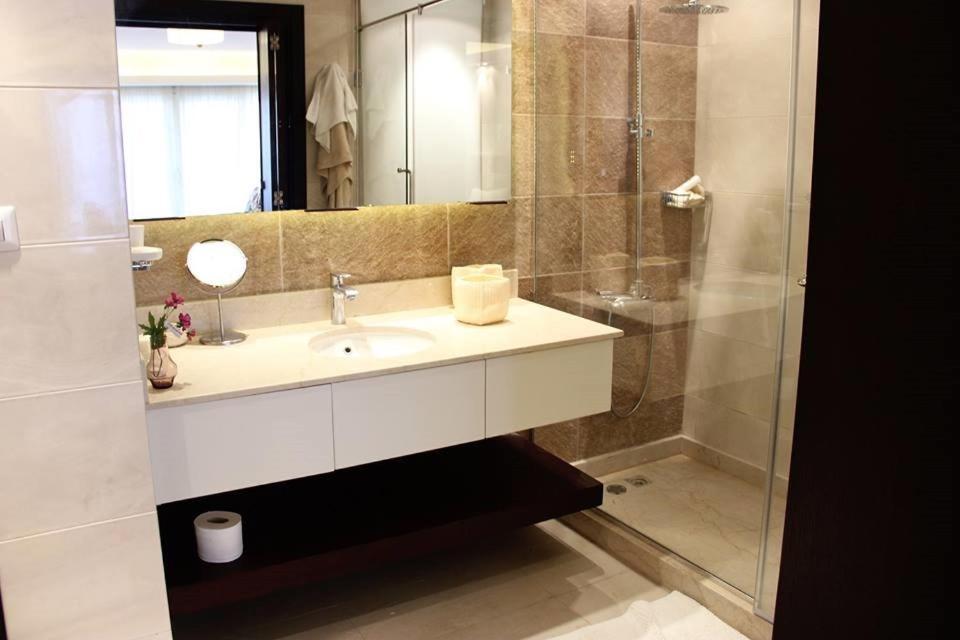 Porto Sokhna Pyramids Apartments Powered By Amer-Group Family Only ไอน์ ซกนา ภายนอก รูปภาพ