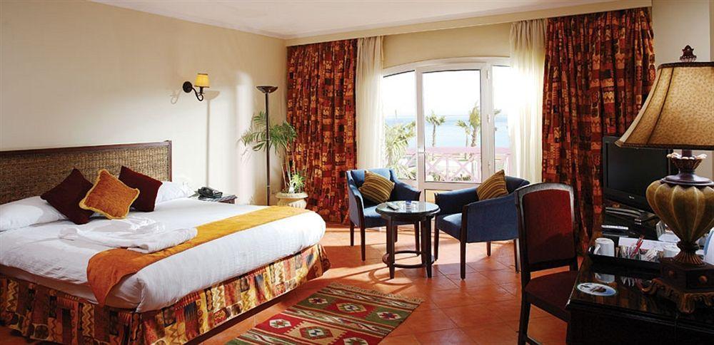 Porto Sokhna Pyramids Apartments Powered By Amer-Group Family Only ไอน์ ซกนา ภายนอก รูปภาพ