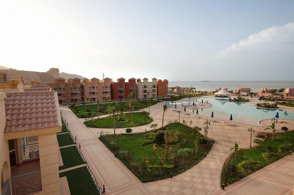 Porto Sokhna Pyramids Apartments Powered By Amer-Group Family Only ไอน์ ซกนา ภายนอก รูปภาพ