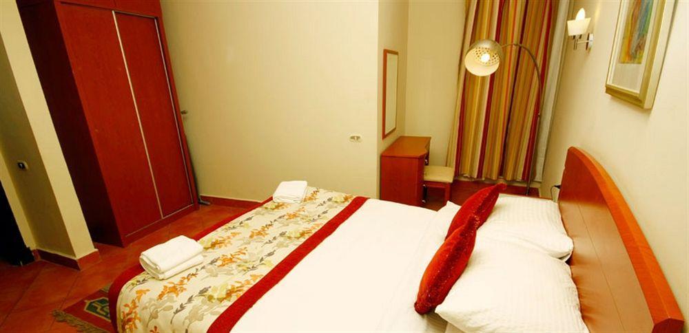 Porto Sokhna Pyramids Apartments Powered By Amer-Group Family Only ไอน์ ซกนา ภายนอก รูปภาพ