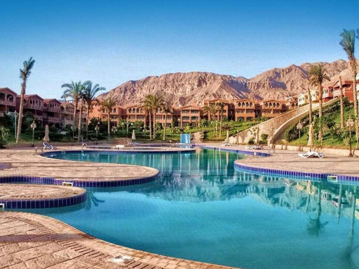 Porto Sokhna Pyramids Apartments Powered By Amer-Group Family Only ไอน์ ซกนา ภายนอก รูปภาพ